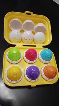 Piszczące jajka Tomy Sensoryczna zabawka dla maluchów