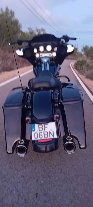 Harley  davidson street glide