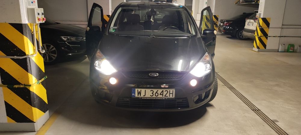 Ford S-Max Titanium