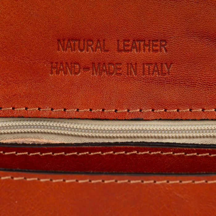 VERA PELLE torebka damska skórzana listonoszka z klapą V562 granatowa