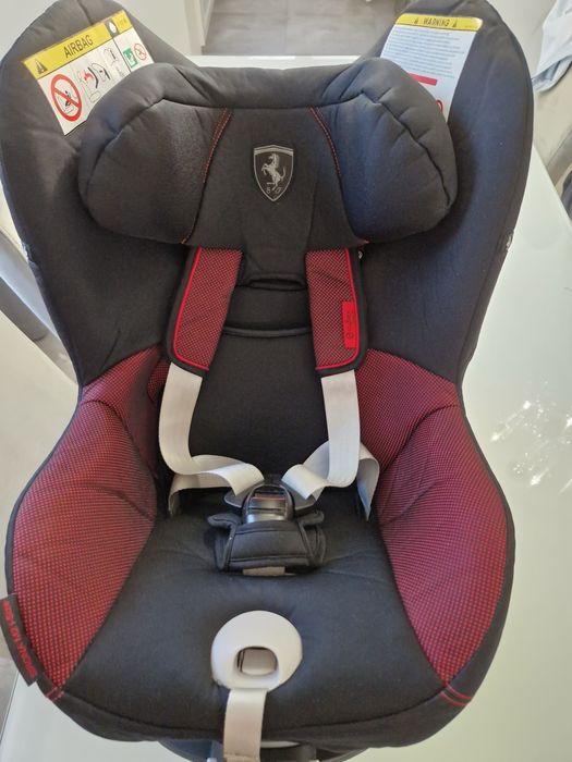 Fotelik Cybex Sirona Ferrari Victory Black 0-18kg + baza