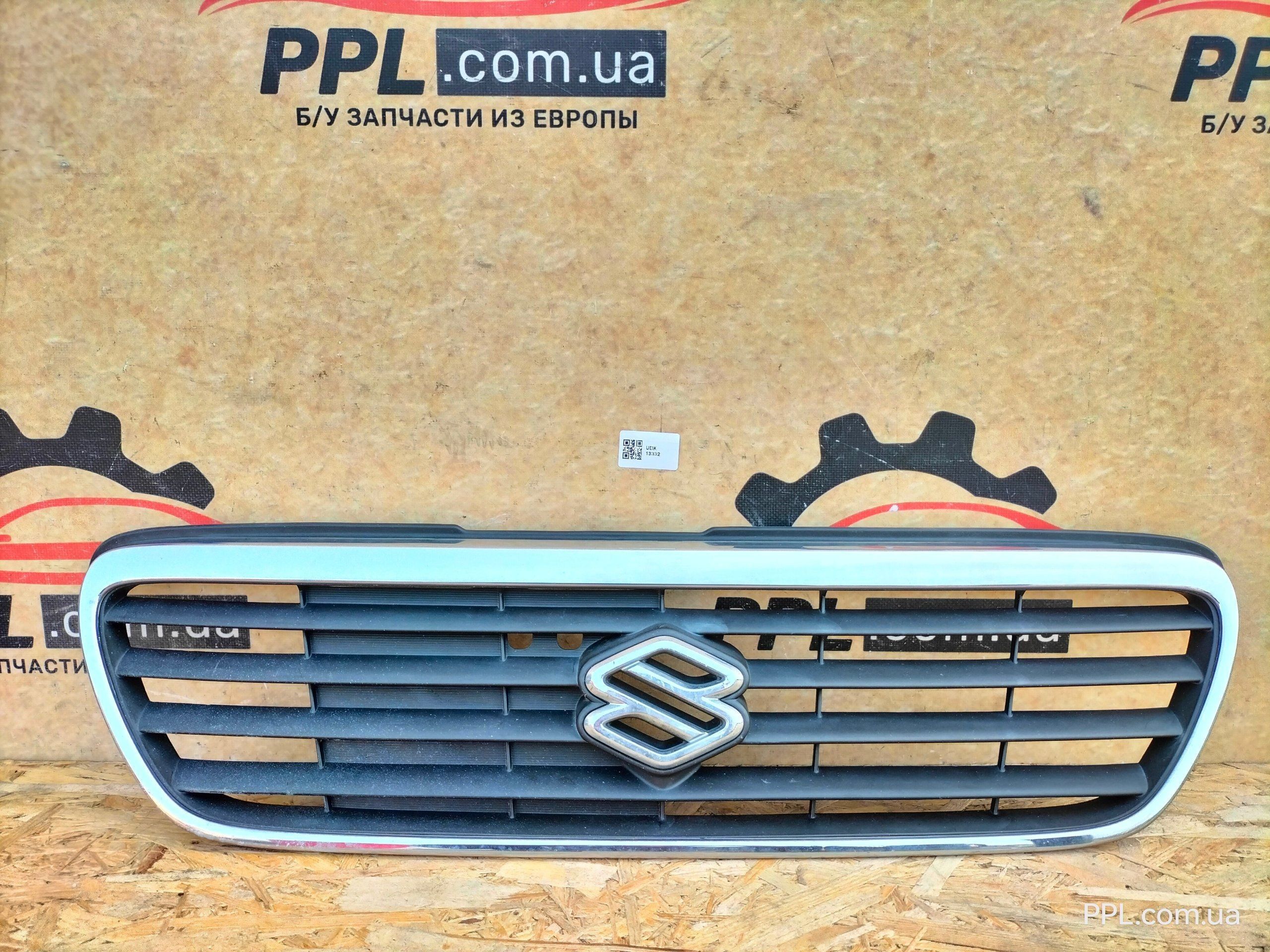 Suzuki Wagon R+ 1998-2003 Решетка радиатора 71741-83E10