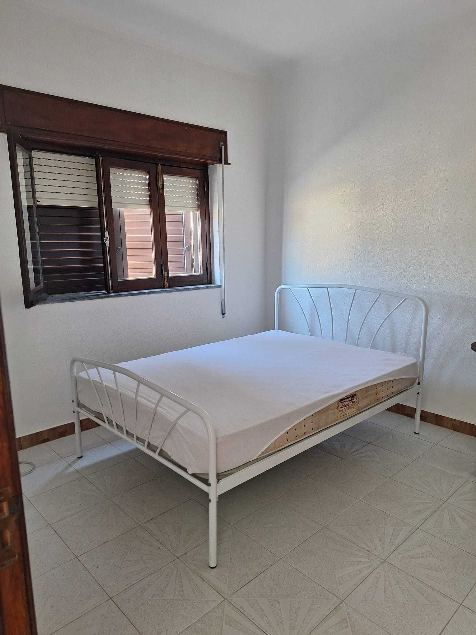 DUAS casas geminadas em Ermidas-Sado