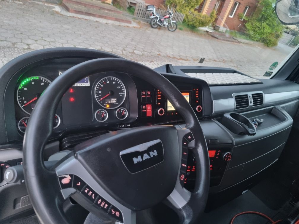 MAN TGX EURO 6 2015,  440KM Nowe opony