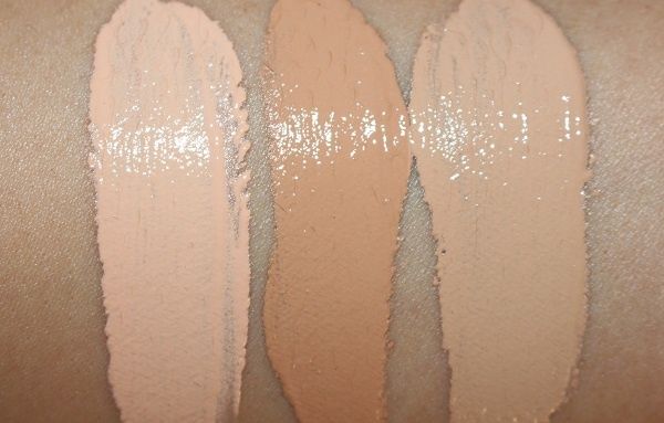 Laura Mercier Real Flawless Weightless Perfecting Foundation
Podkład d