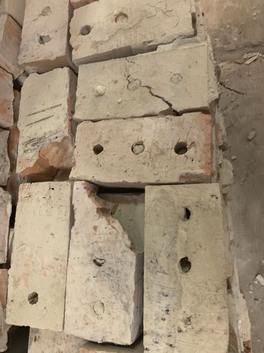 Продам цеглу кирпичи