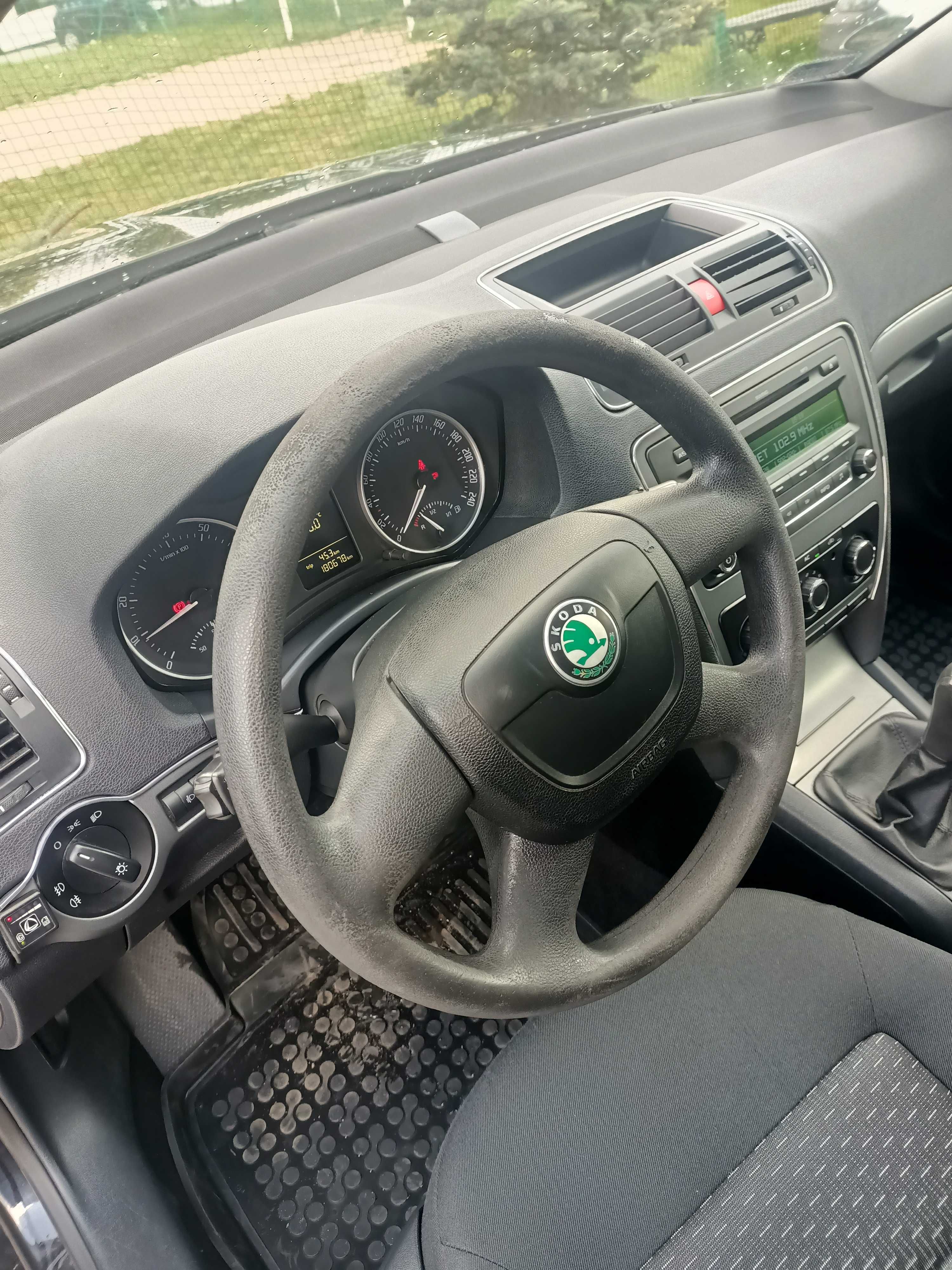 Sprzedam Skoda Octavia II 1.6mpi B+G