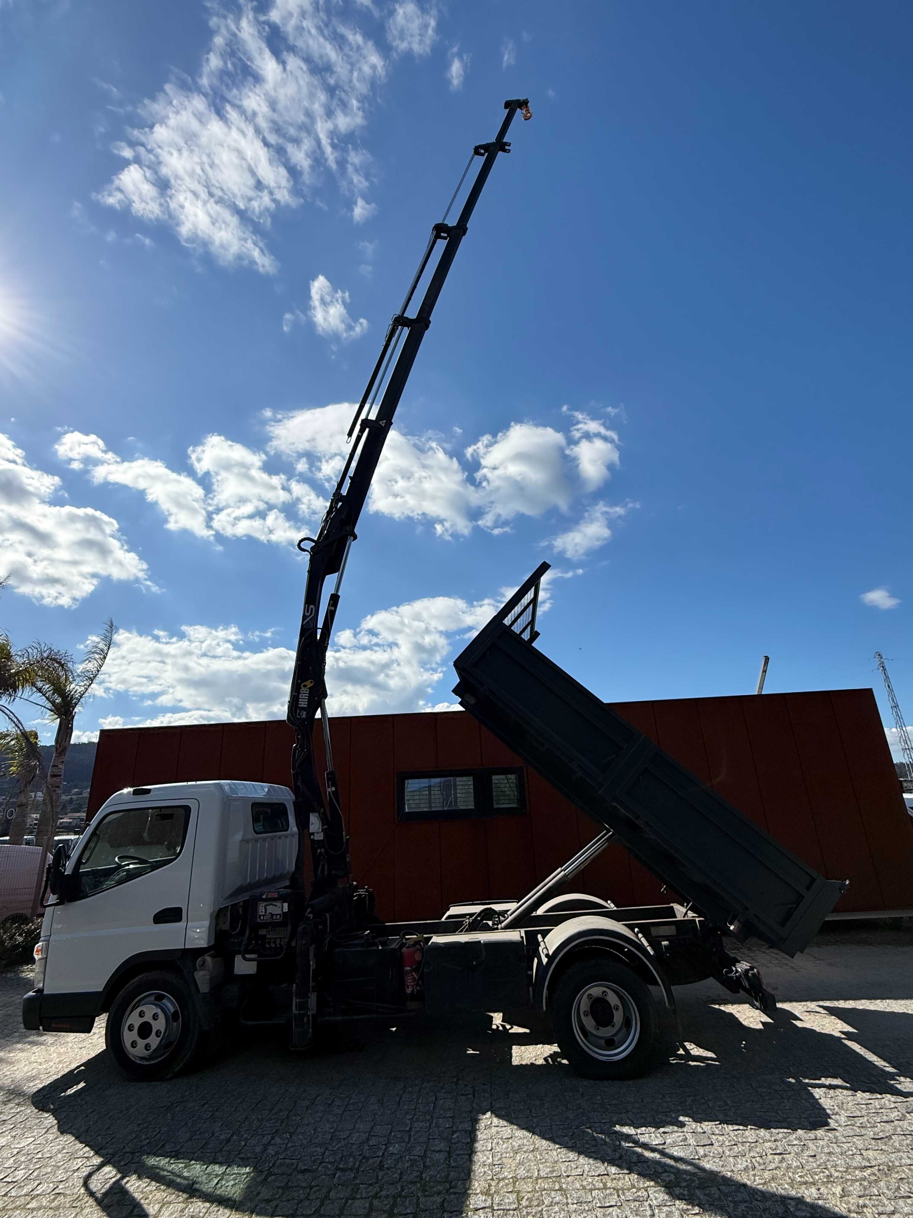 Mitsubishi Canter 7C14 grua e báscula