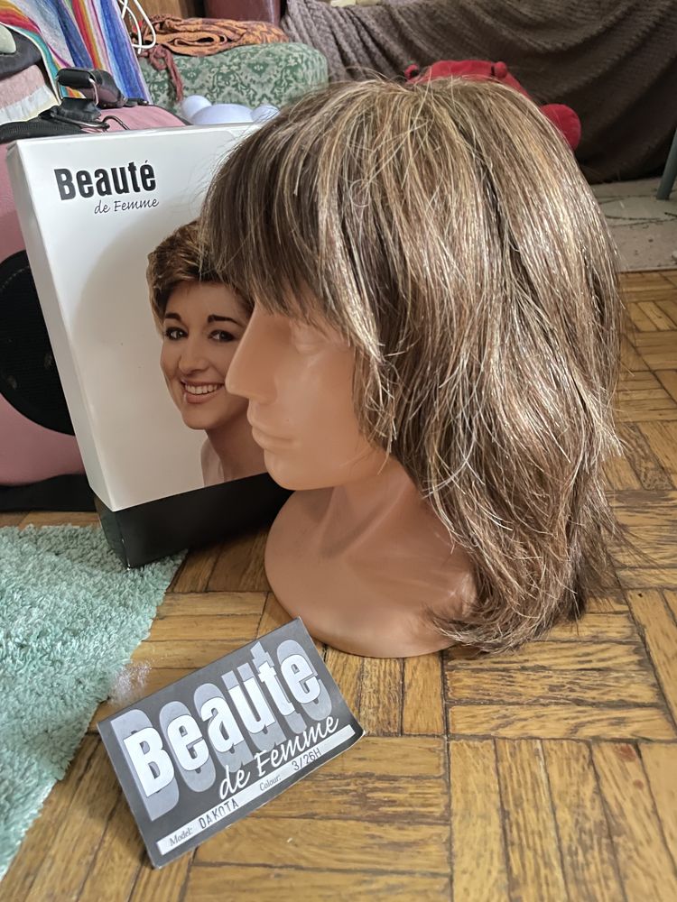 Peruka damska beaute de femme model Dakota