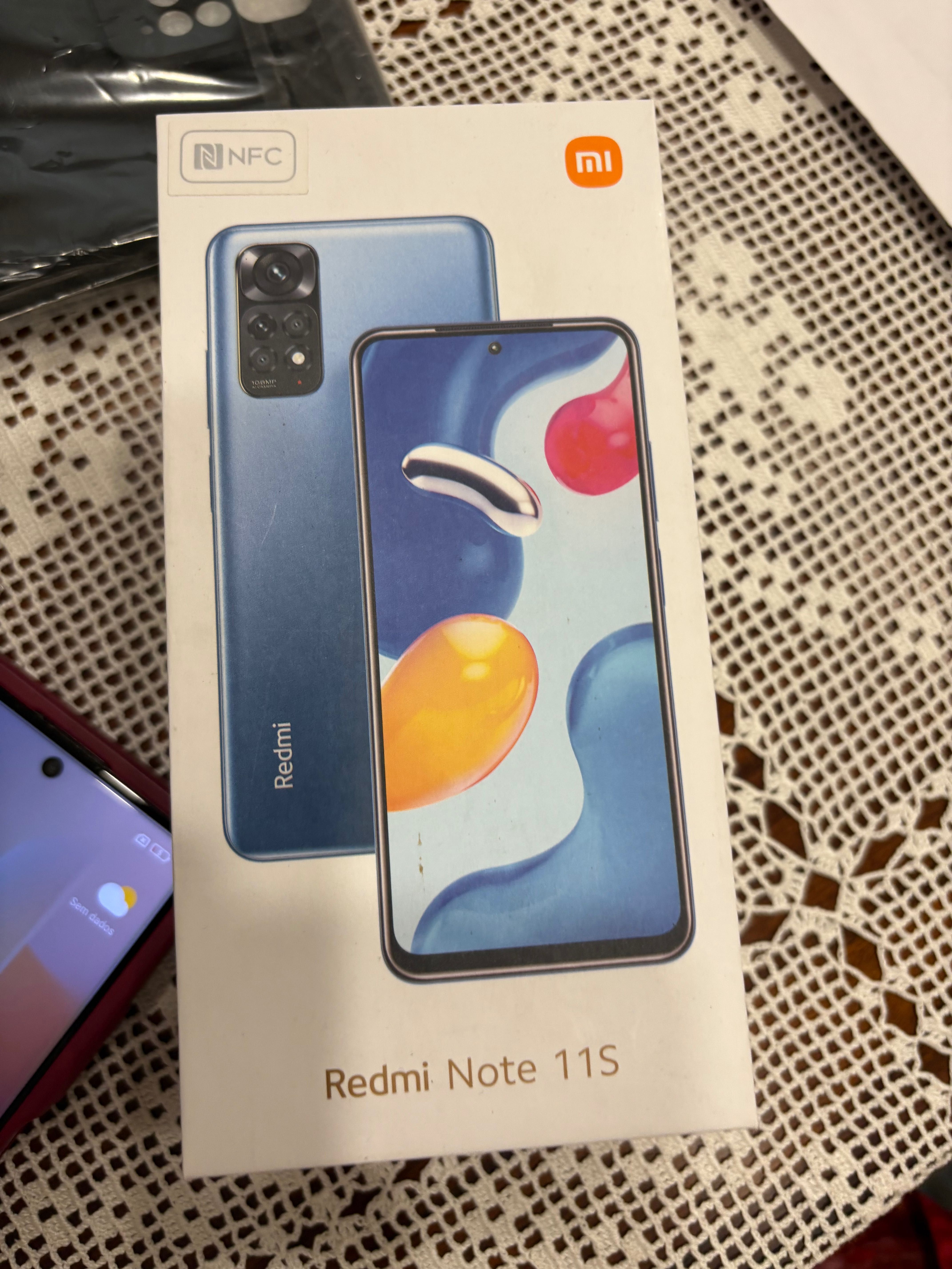 Telemóveis em excelente estado