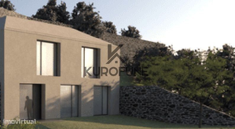 Terreno Urbano Exclusivo no Douro com frente de rio