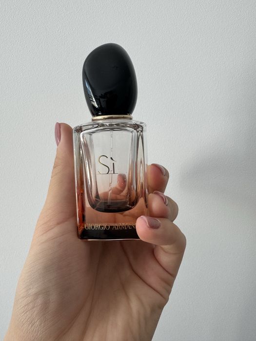 Flakon po perfumie Giorgio Armani 30 ml