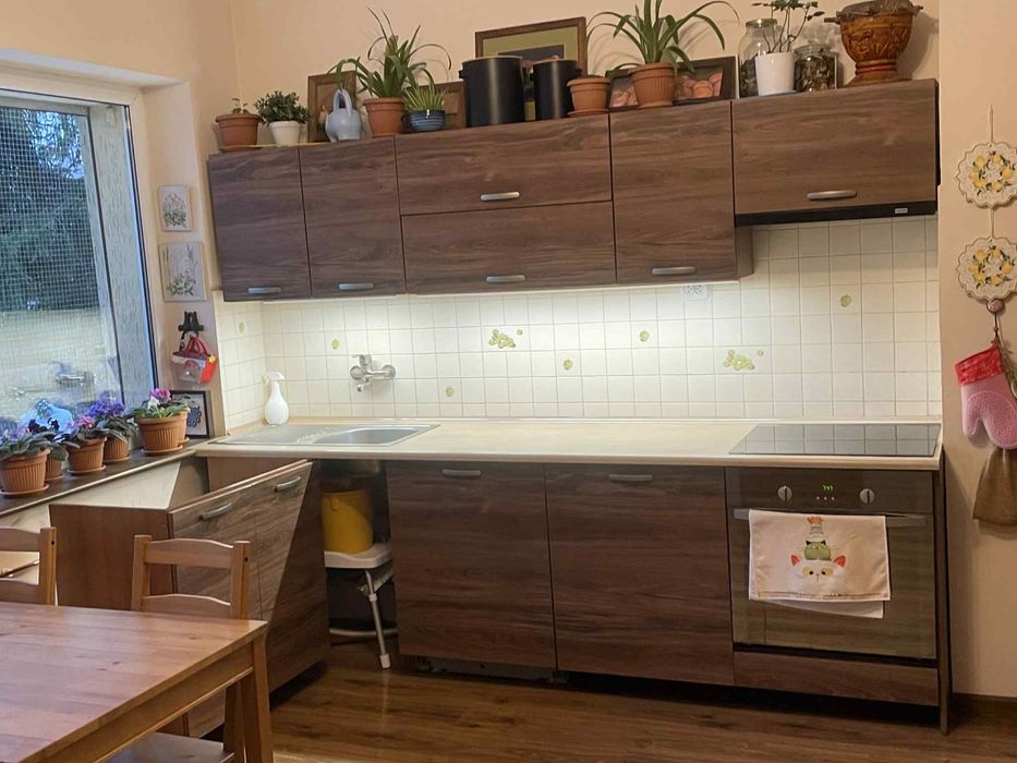 Kuchnia (szafki) + pochłaniacz + komoda