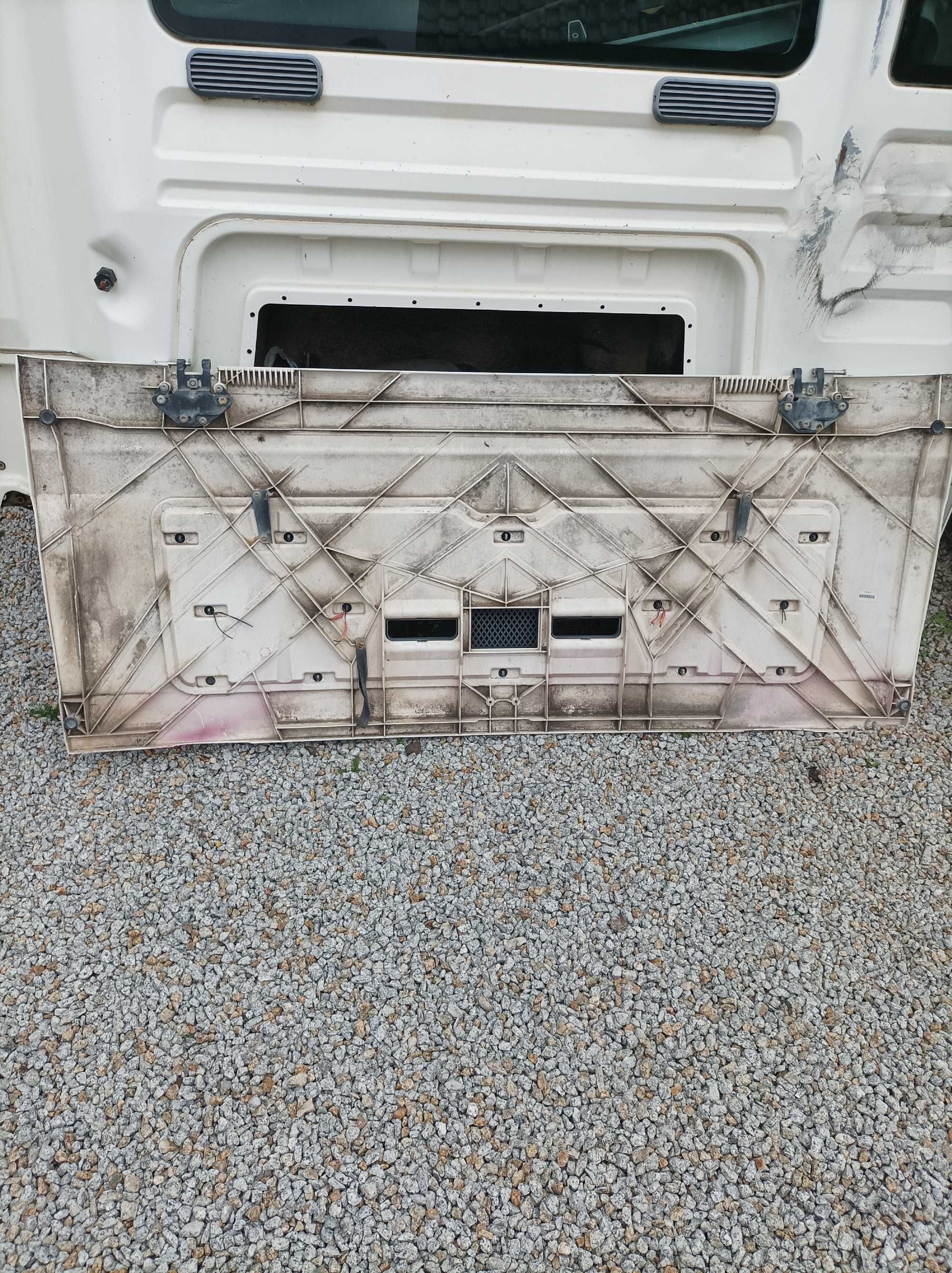 Man tga tgs tgm atrapa grill maska