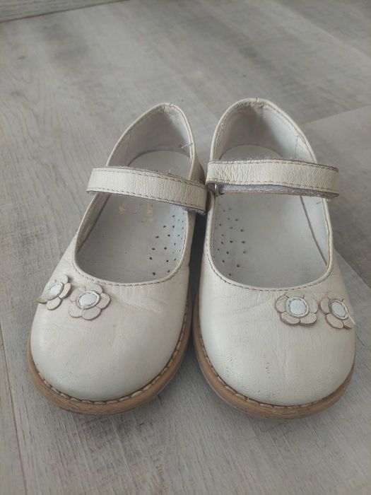 Sapatos de menina vários