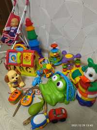 Набор игрушeк. Коробка, 24 игрушки тодля деток 0-3 года