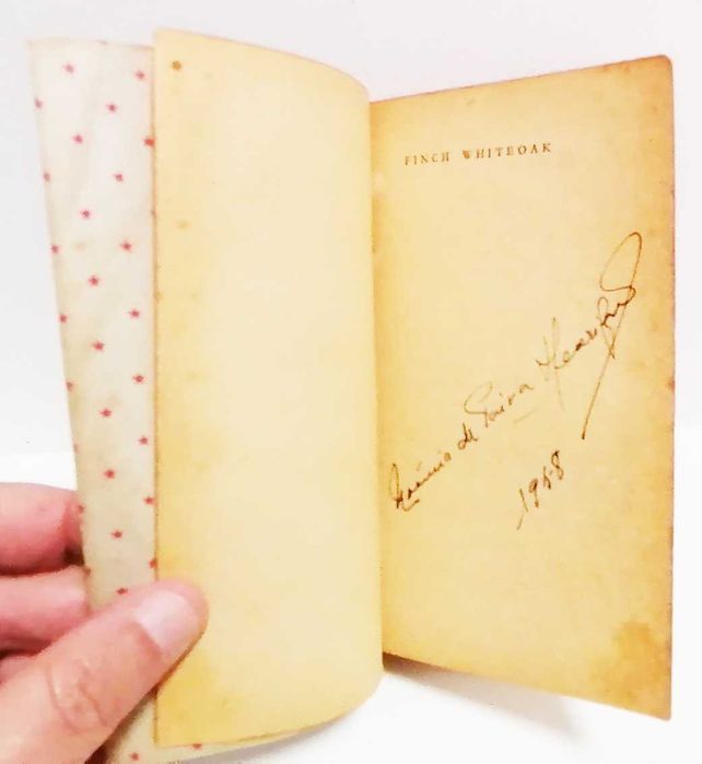 Finch Whiteoak, de Mazo de la Roche. (edição francesa)