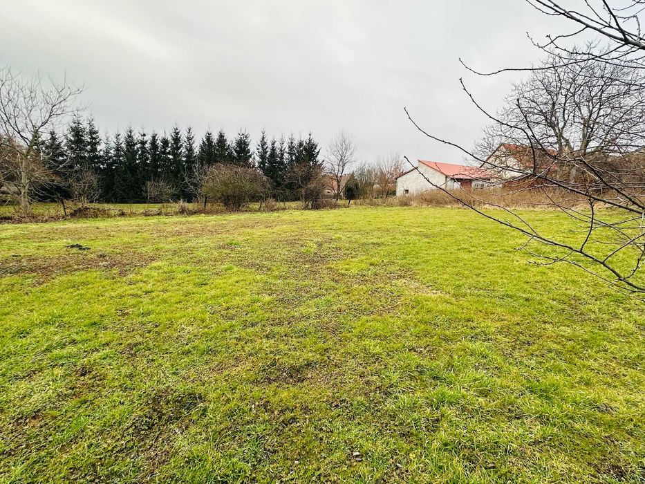 Sprzedam DZIAŁKĘ BUDOWLANĄ Przyłęgów gm. Żarów