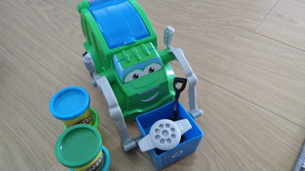 Hasbro śmieciarka Play doh- ciastolina