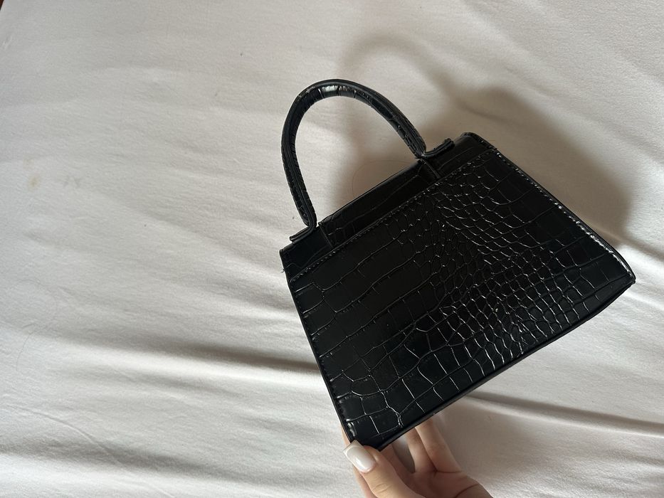 Чорна сумка. Шкіряна сумка. Sinsay