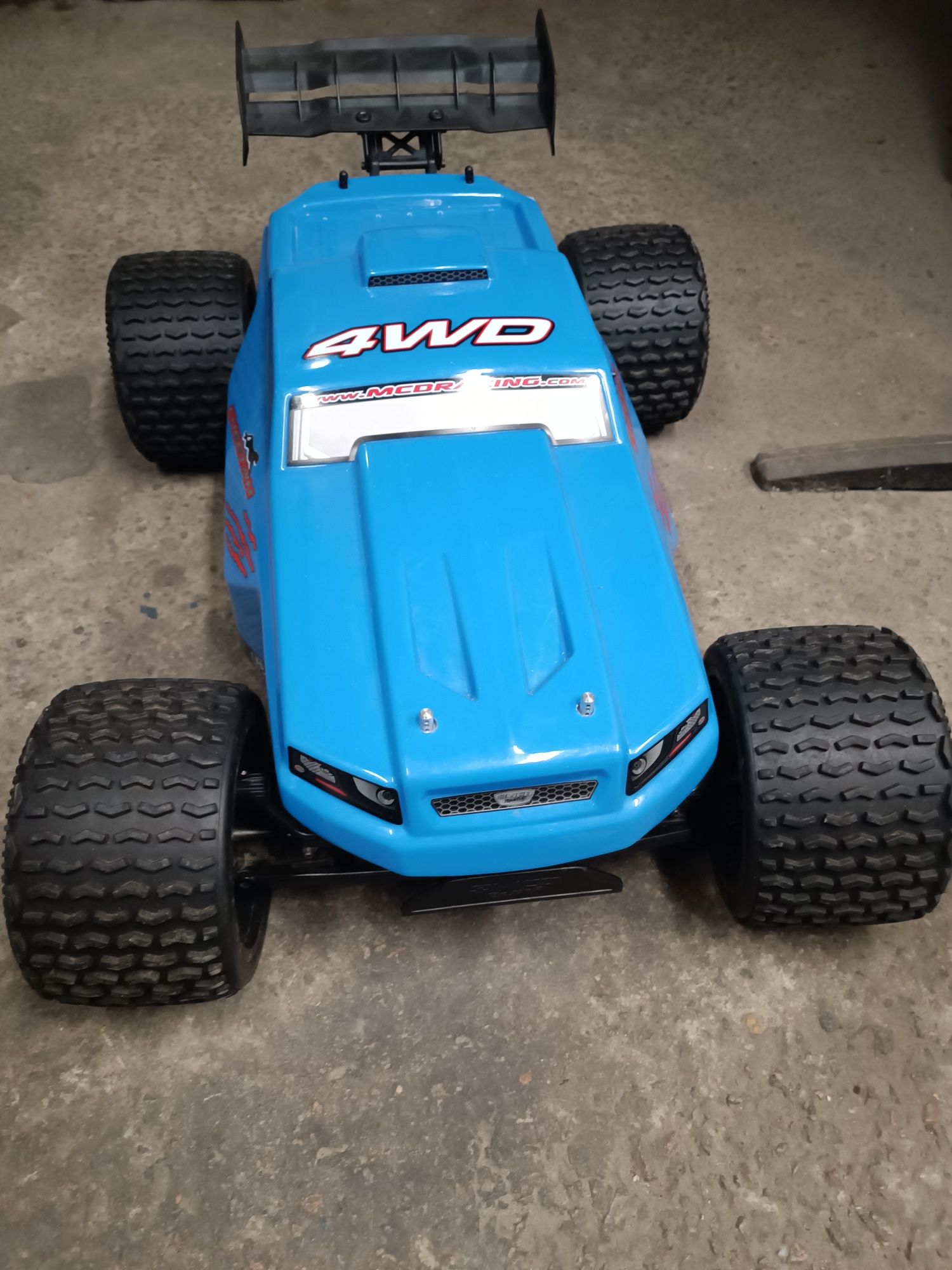Продам RC MCD Monster 1/5