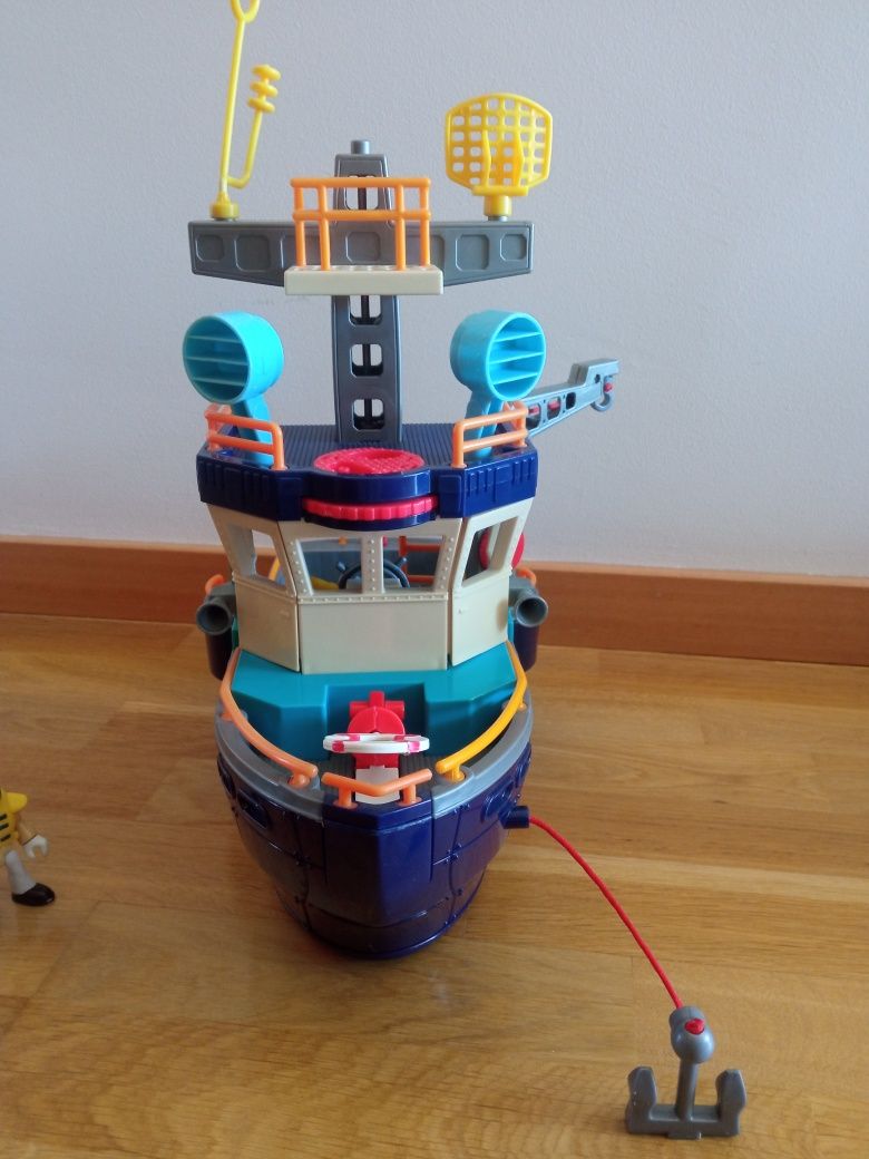 Brinquedo Barco de Pesca