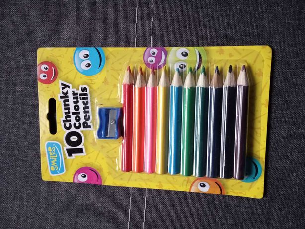Ołówki kolorowe 10 kolorów  plus temperówka