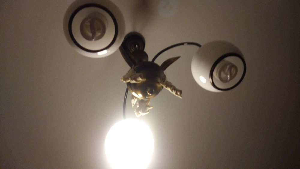 sprzedam lampę sufitową