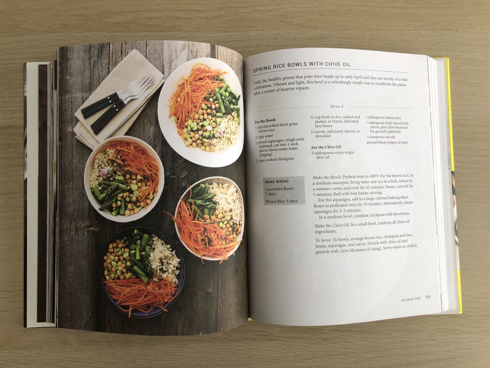 Кулінарна книга вегетаріанських рецептів “Whole bowls”