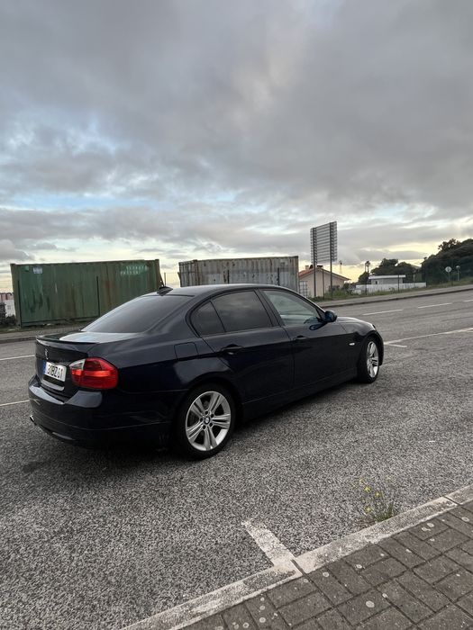 Vendo BMW E90 320d