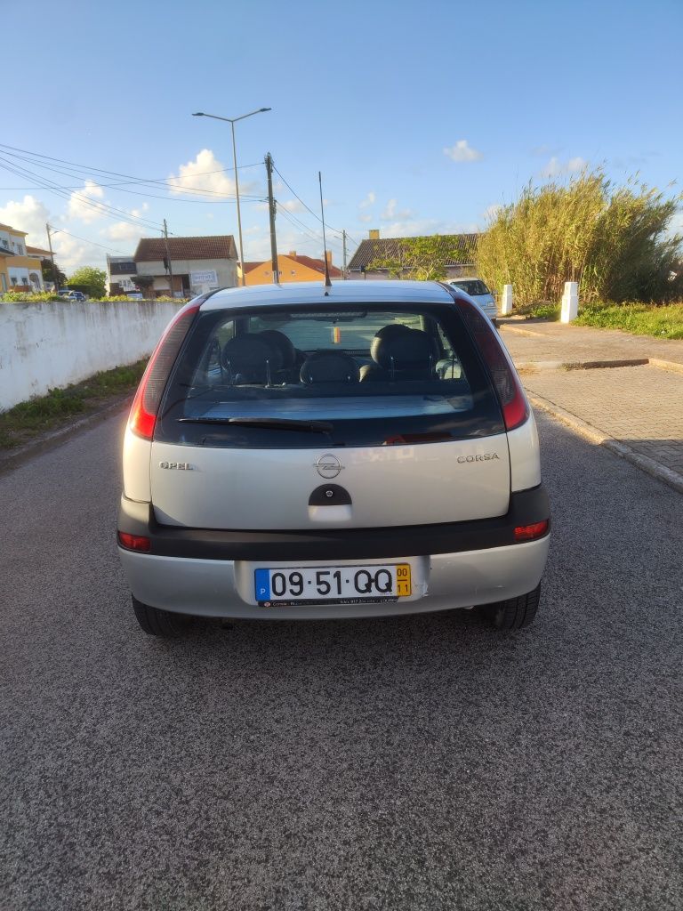 Opel corsa C 1.0