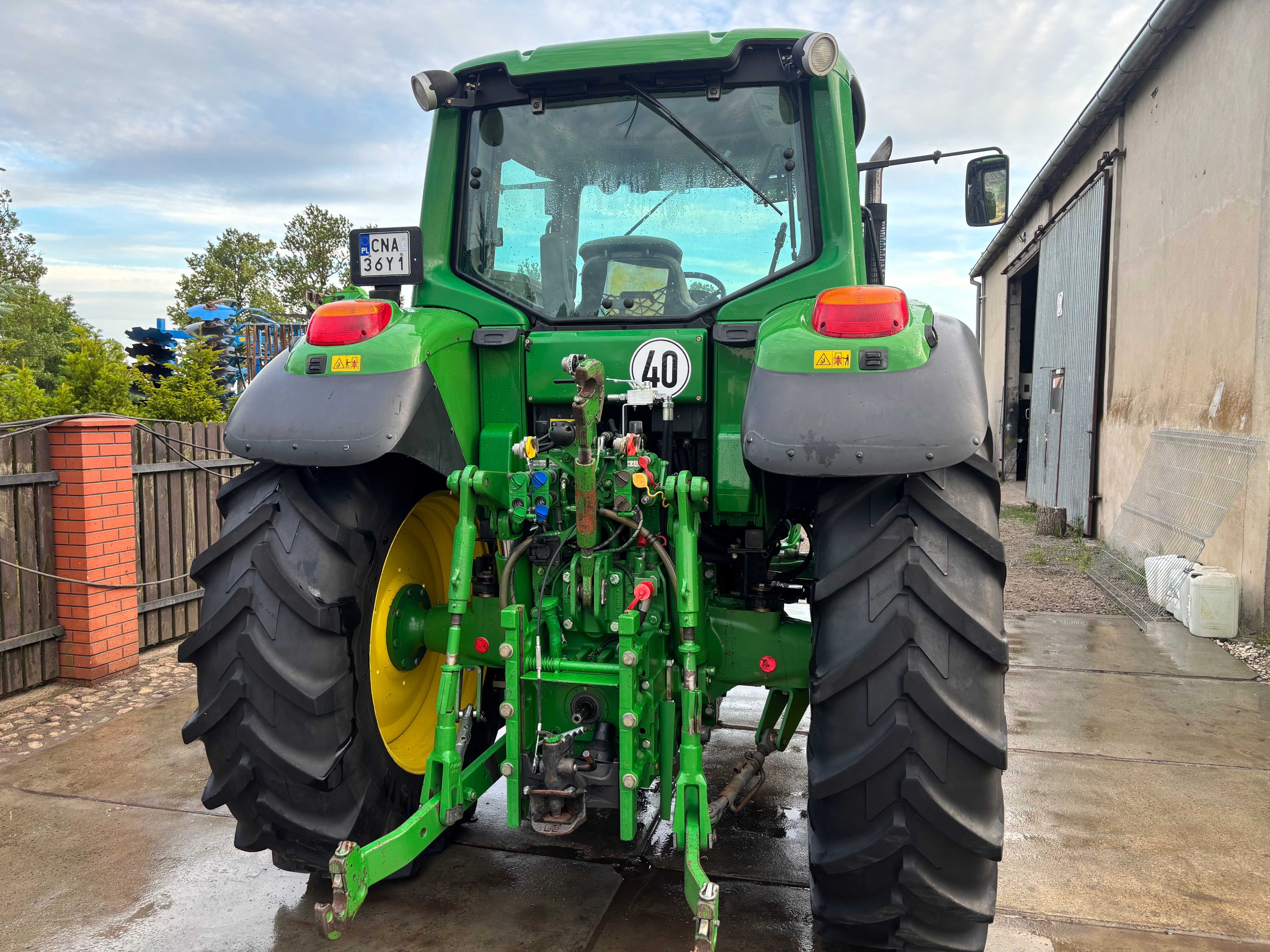 JOHN DEERE 6830 Pneumatyka, tls, tuz