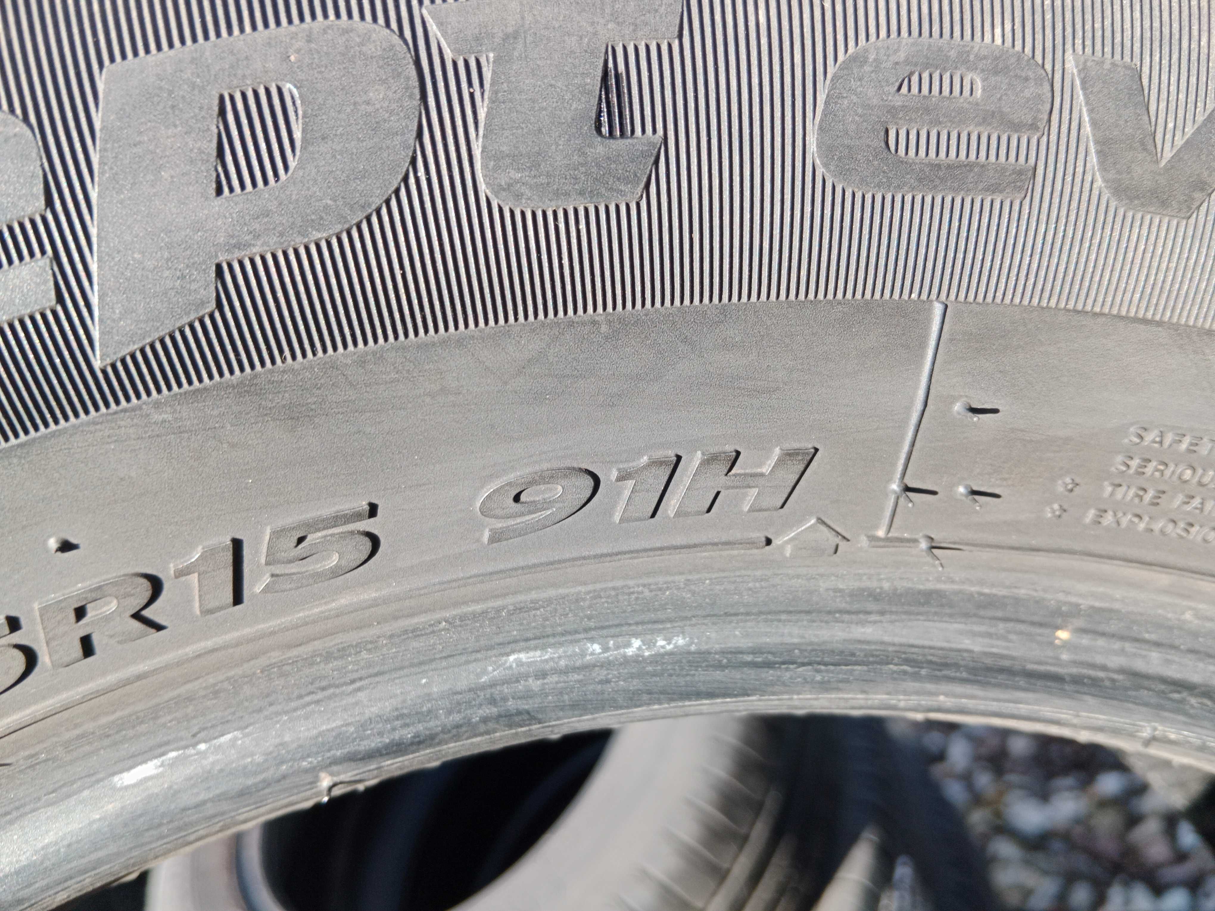 Opona używana zimowa 195/65R15 Hankook Winter i Cept Evo 1szr.