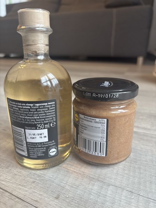 Mieszanka na bazie octu winnego i moszczu winogronowego osmakutymianku