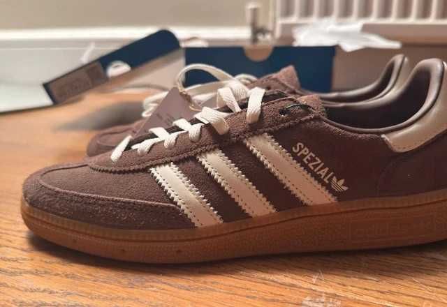 ^LAICAILAI^/ Handball_Spezial_Adidas*/Earth_Strata_Gum^/Buty R.40