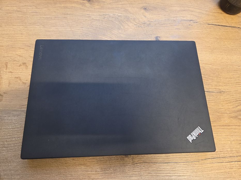 ThinkPad X270, i5-6gen, 8GB RAM, 256GB SSDSSD,