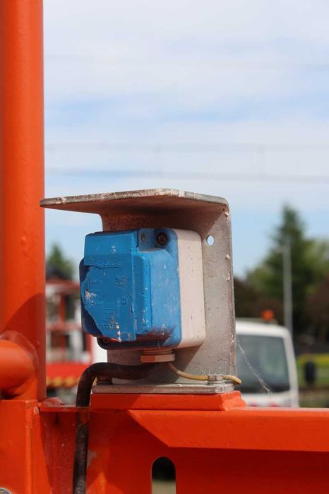 Iteco IT12122 nożycowy podnośnik zwyżka 14 m haulotte genie 4047 jlg