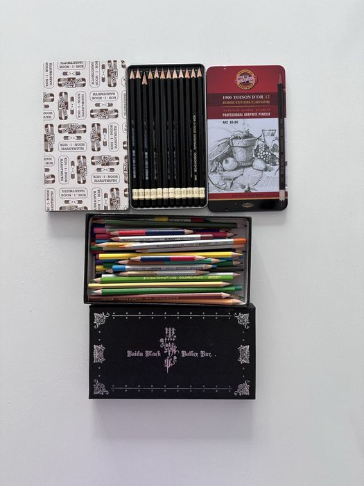 Набір кольорових олівців marco