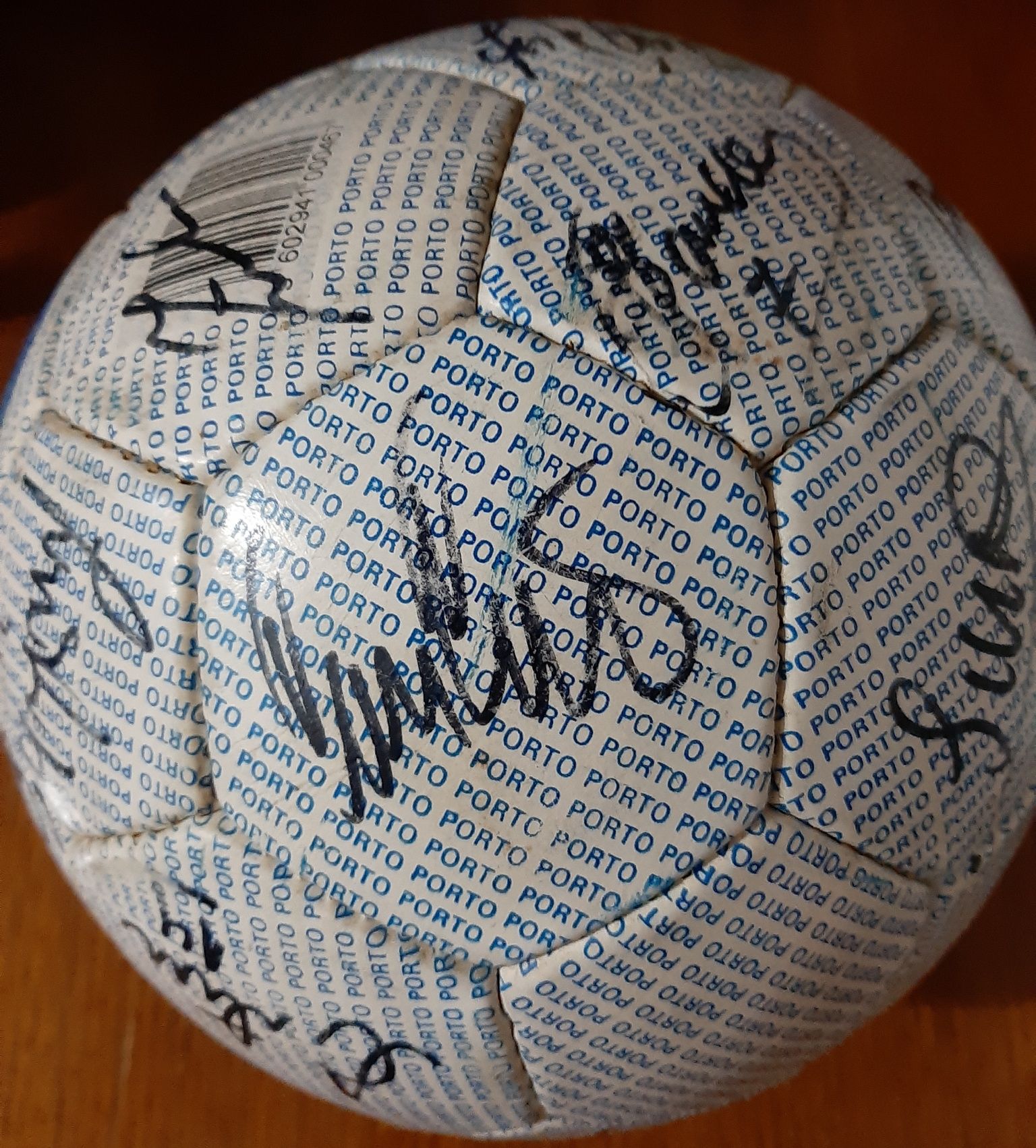 Bola autografada F.C.Porto.