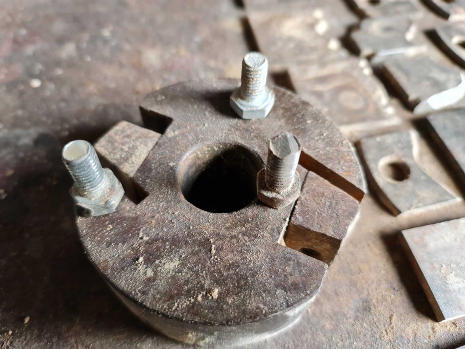 Frezy do drewna, głowice do listew ozdobnych i innych