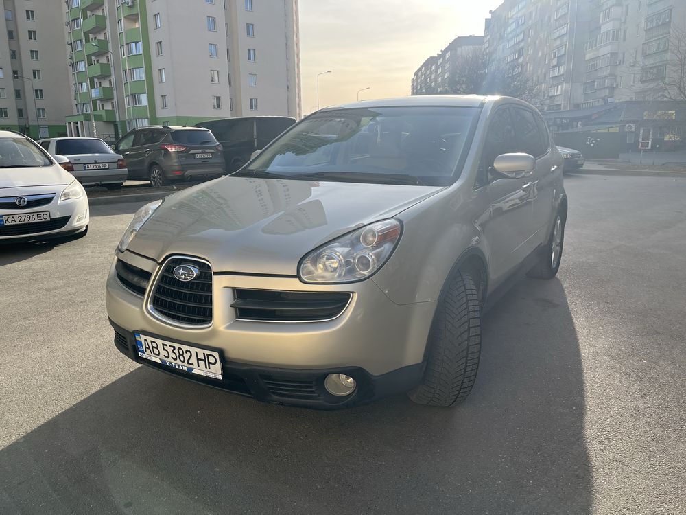 Продам субару трібека