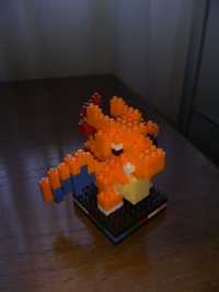 Figura Charizard Microblock