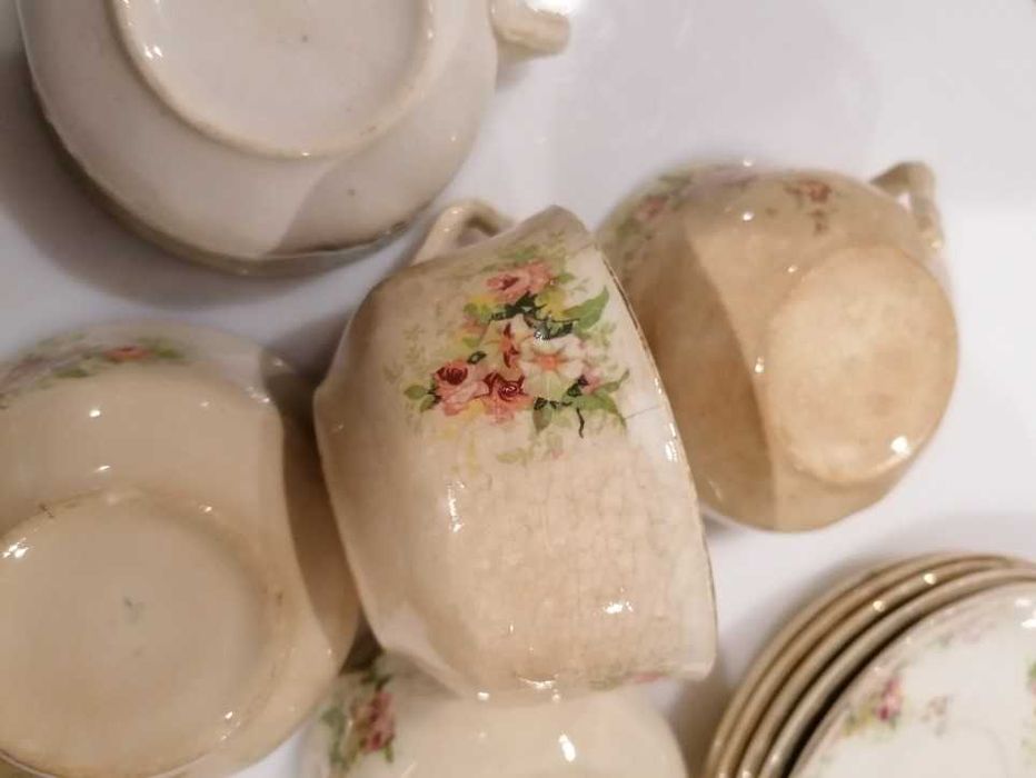 Chávenas de chá e pires Fábrica Louça Sacavém