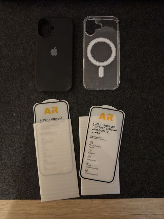 Etui iPhone 17 + szkło anyrefleksyjne