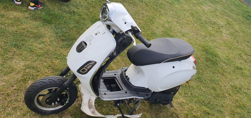 Skuter JM GT Line 50 cc Blanc Euro 4,