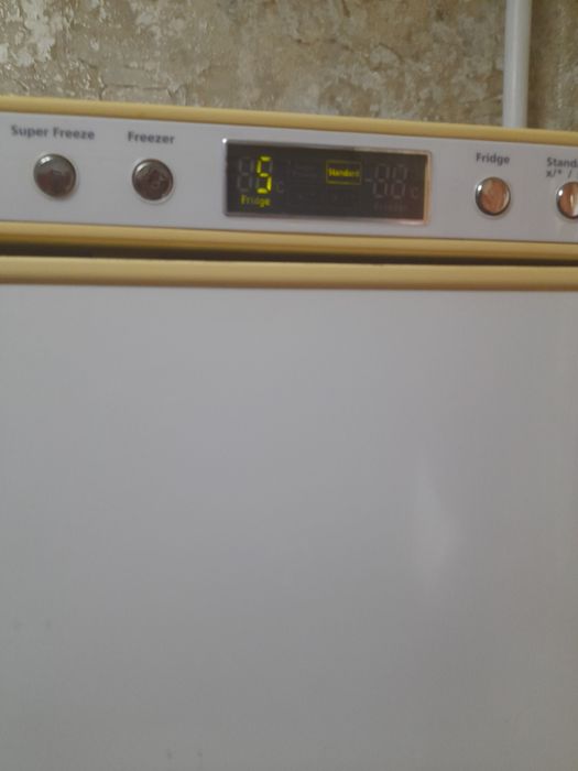 Продам двокамерний холодильник Samsung