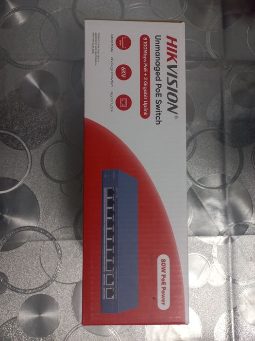 POE комутатор Hikvision