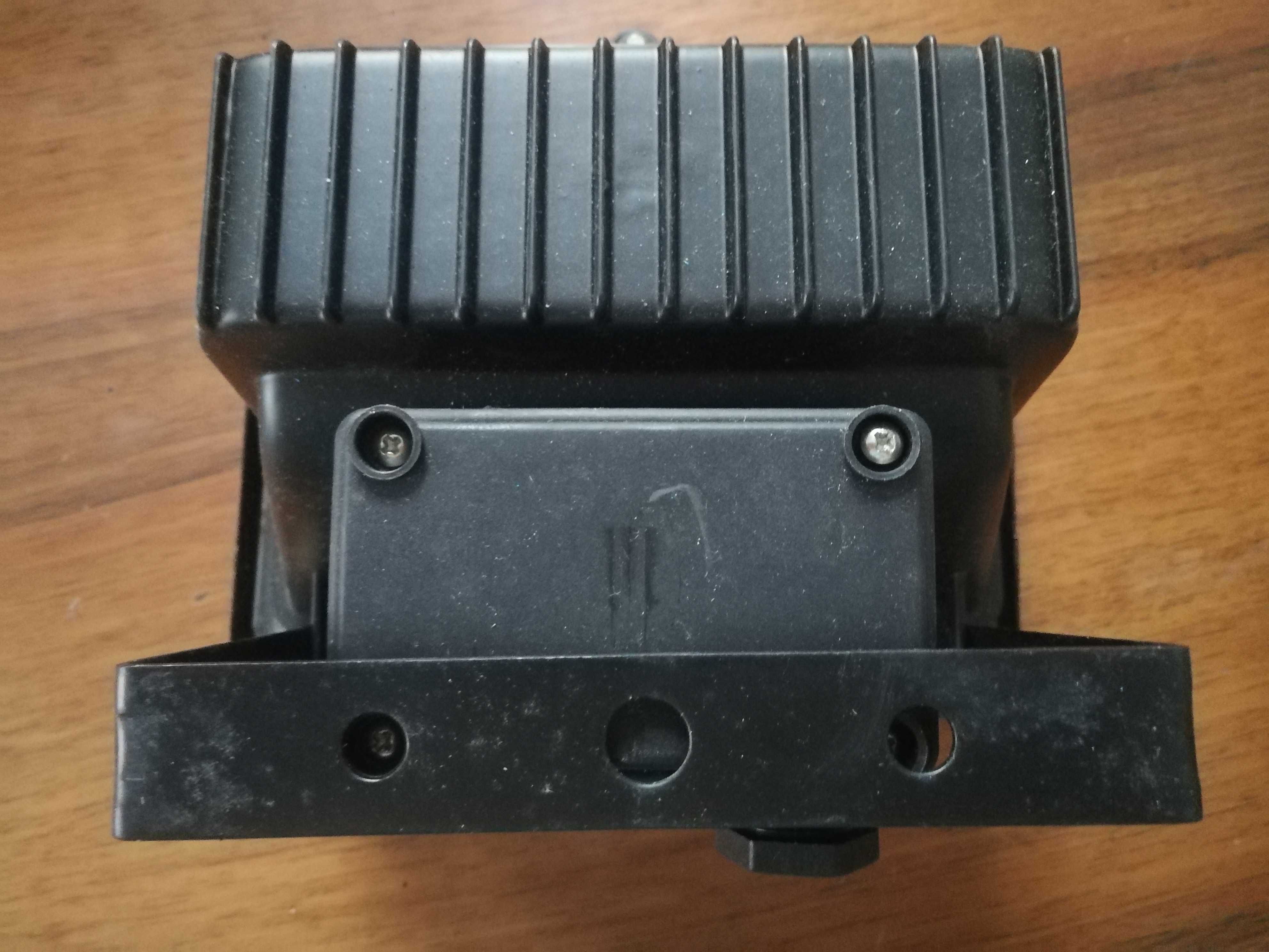 Lampa halogenowa 500 W.