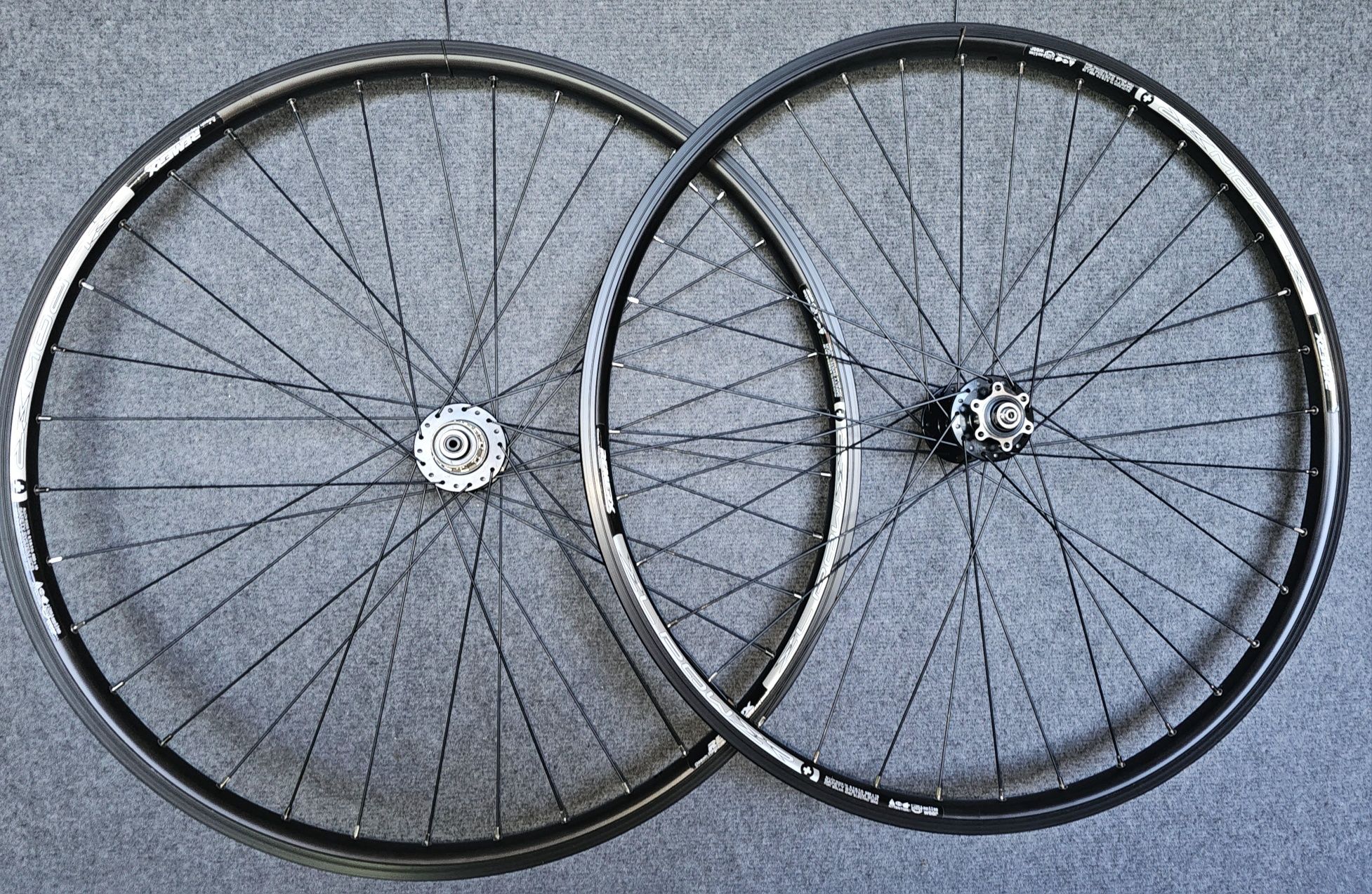 Mocne 622x20 disc 6śrub Remerx El Power mocne 2xNIT Novatec D041/2