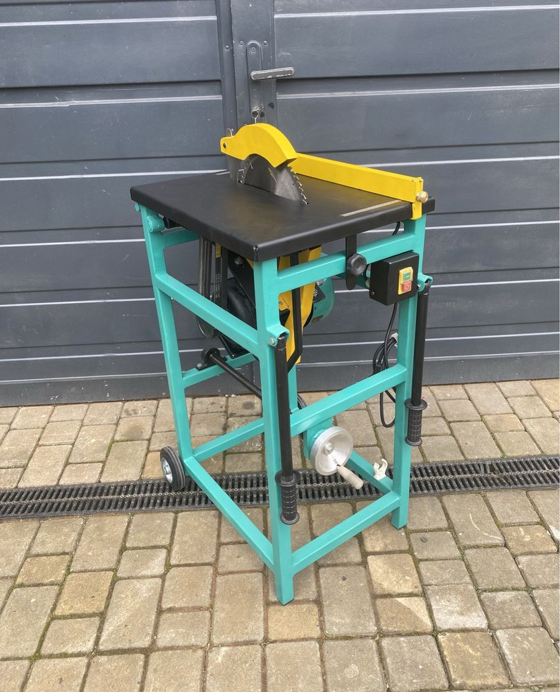 Krajzega cyrkualarka piła stołowa 2.2kW 220V Regulacja Wysokości piły